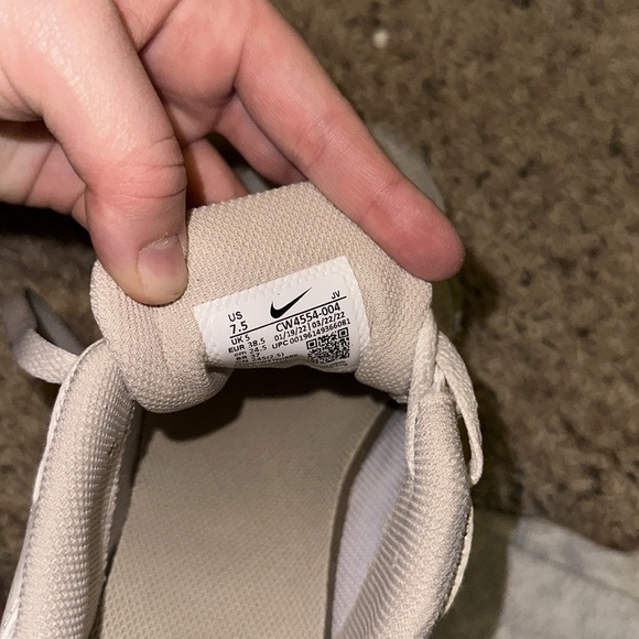 Nike 90s air max women’s 7.5 shoe - Picture 4 of 4